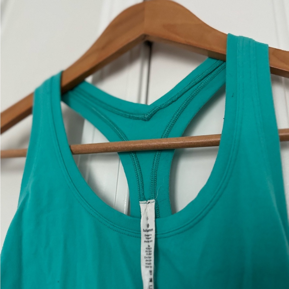 Lululemon Teal Razorback Tank - Picture 2 of 3